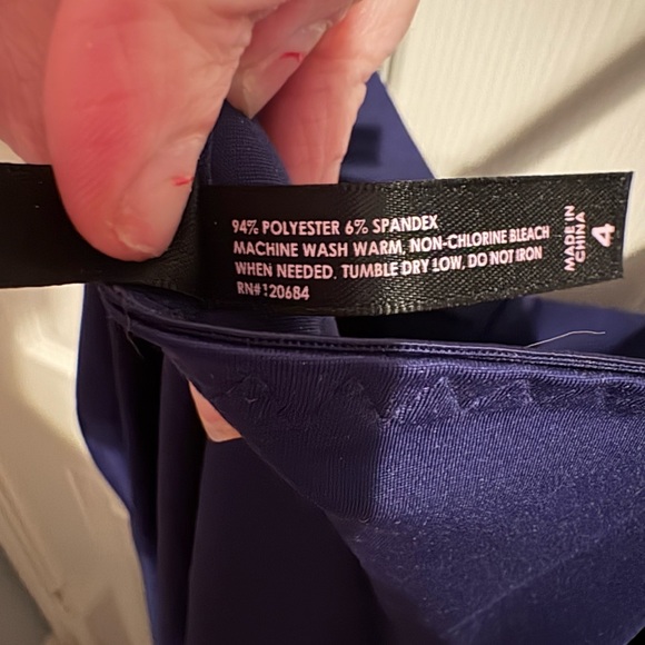 131- dark purple and black silky nightgown - Picture 4 of 4